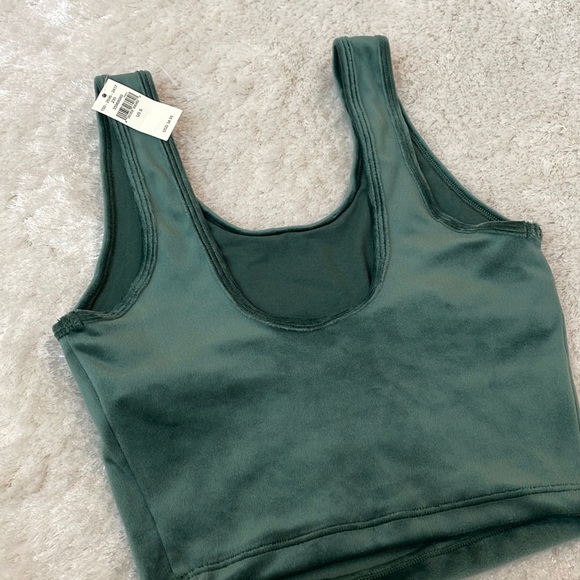 NWT Aerie Velour Cropped Workout Top - Picture 9 of 11